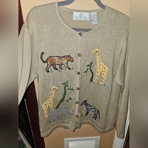 Design Options Ladies Cardigan Sweater By Phillip And Jane Gordon Wild Animals L - Picture 1 of 5